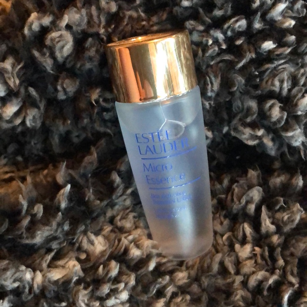 Estée Lauder Micro Essence